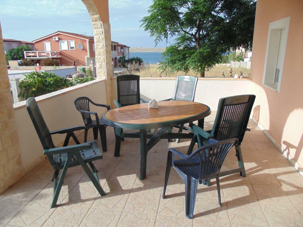Apartman Ivana Vir Esterno foto
